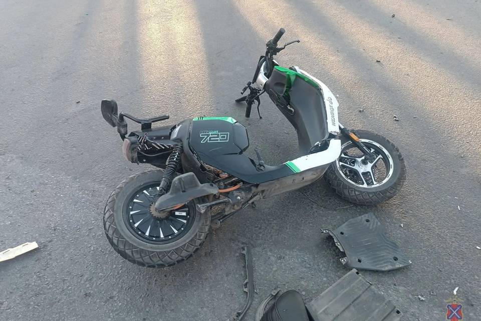 Пенсионер на мопеде погиб в ДТП под Волгоградом