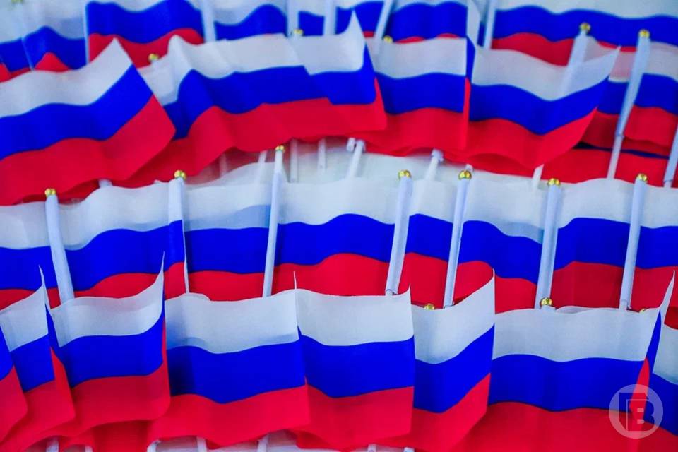 День Государственного флага Российской Федерации отметят волгоградцы 22 августа