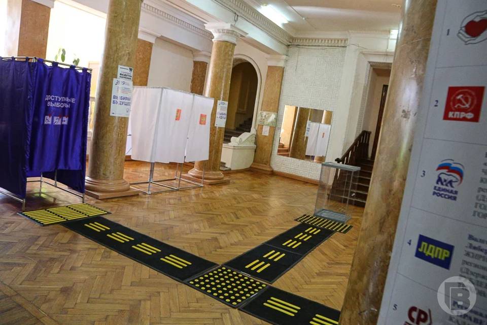В Волгограде начали печать 3,5 млн бюллетеней для выборов в Госдуму