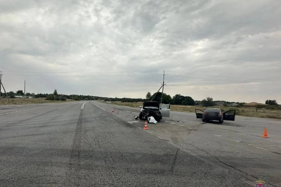 Четыре человека пострадали в ДТП на трассе под Волгоградом