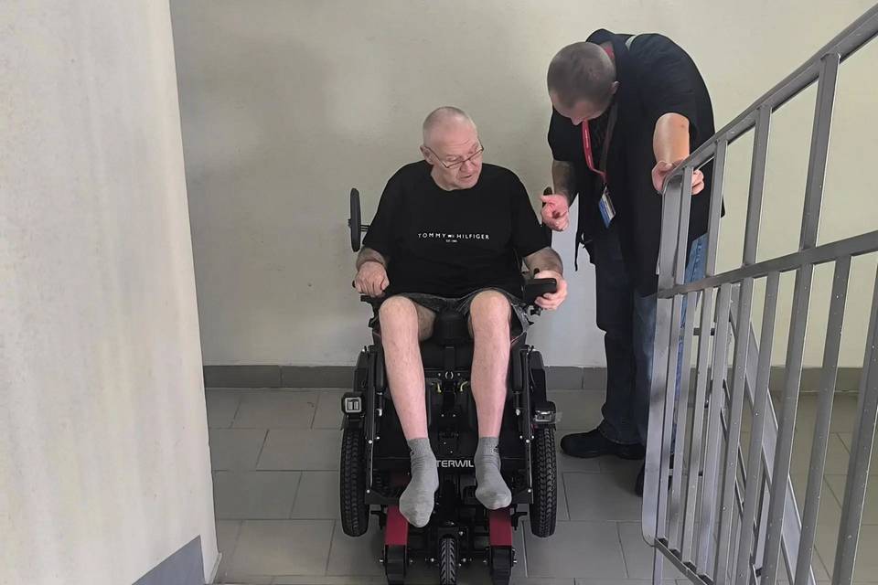 Ветеран СВО получил от фонда «Защитники Отечества» «шагающую» коляску