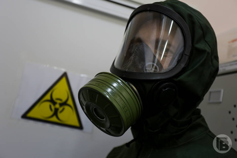 Волгоградцам разрешили с 1 марта покупать противогазы себе и детям