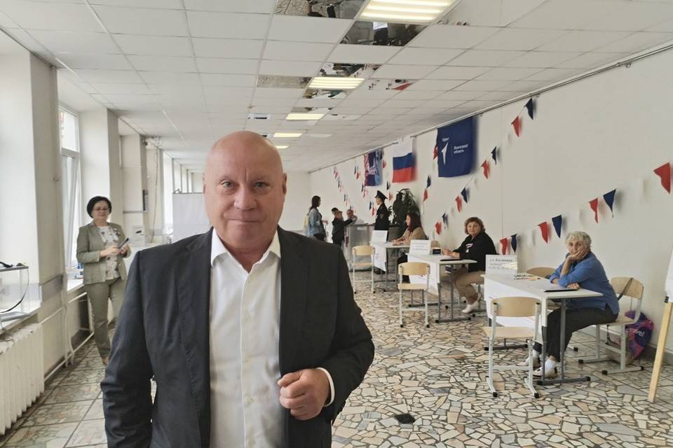 Виталий Лихачев проголосовал на выборах депутатов Госдумы РФ