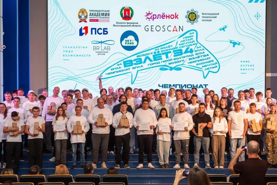 ПСБ наградил наставников команд-победителей чемпионата «Взлет34» в Волгограде