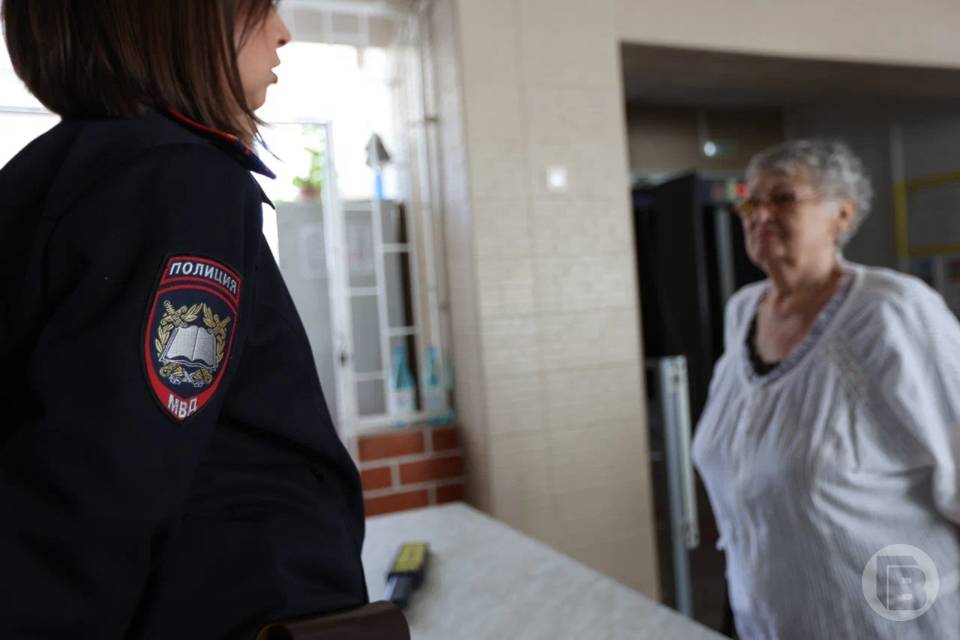 Задержан подозреваемый в хищении 2 млн рублей у пенсионерки в Камышине