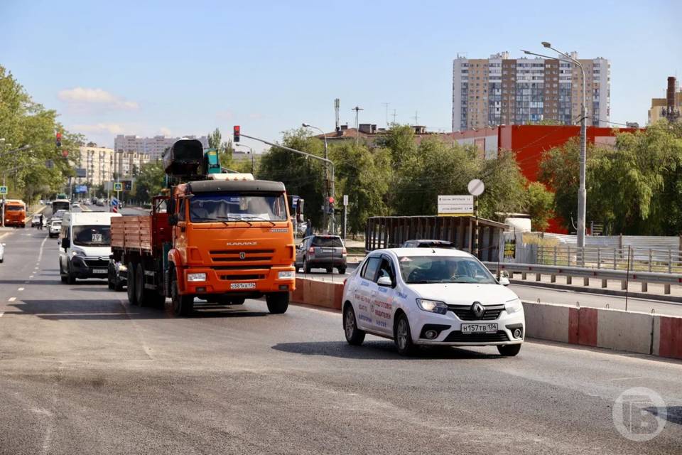 После продажи машины приходят чужие штрафы: что делать