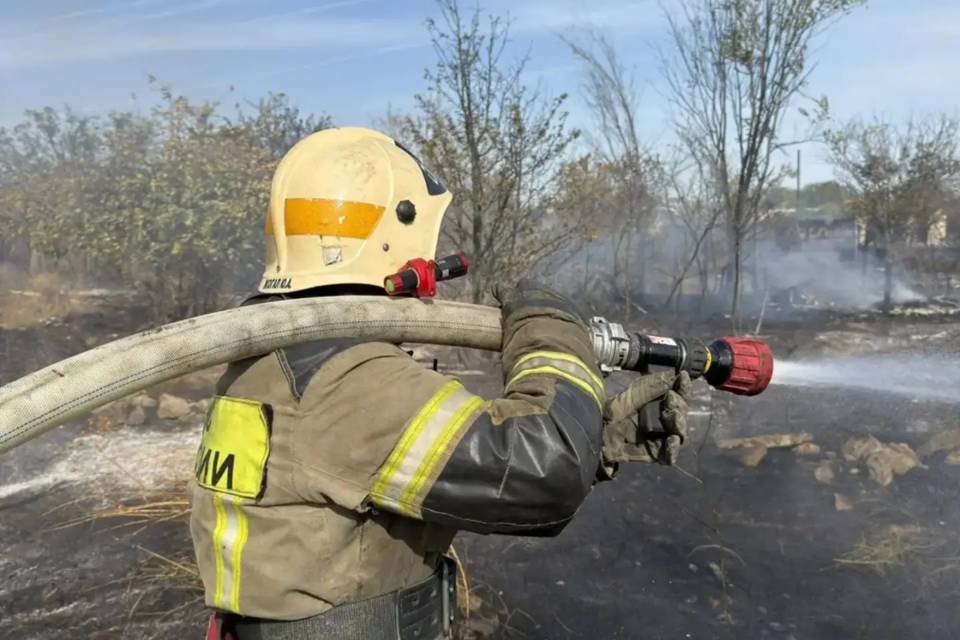 Пожар площадью 1,5 га ликвидировали в СНТ на севере Волгограда