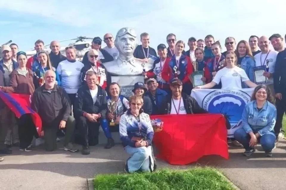 Четыре медали выиграли волгоградские парашютисты на всероссийских соревнованиях