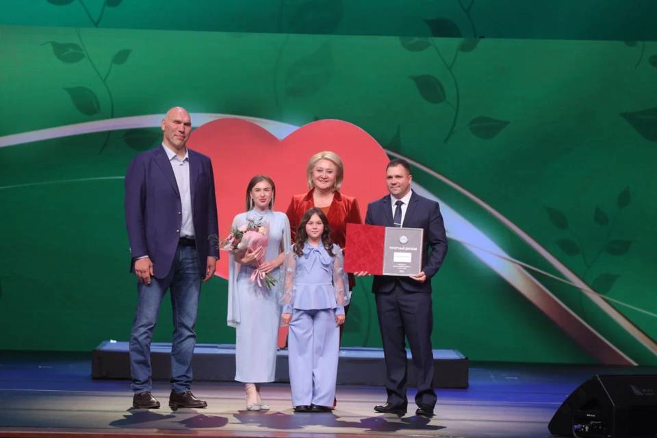 Многодетная семья из Урюпинска стала победителем конкурса «Семья года»