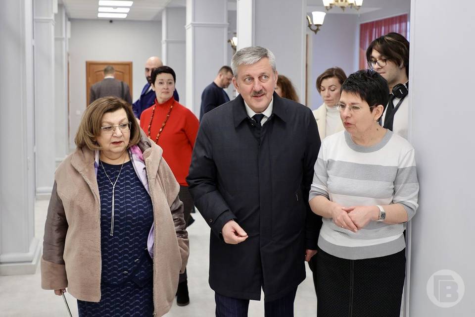Депутат ГД Марченко поздравил Радченко с госнаградой