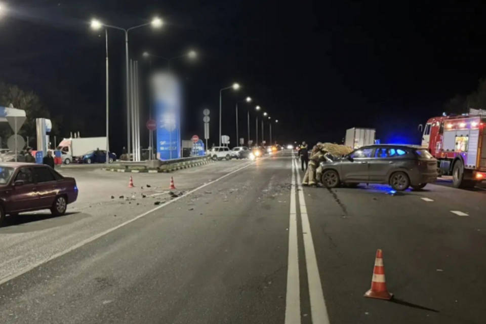 Два человека пострадали в ДТП на трассе под Волгоградом