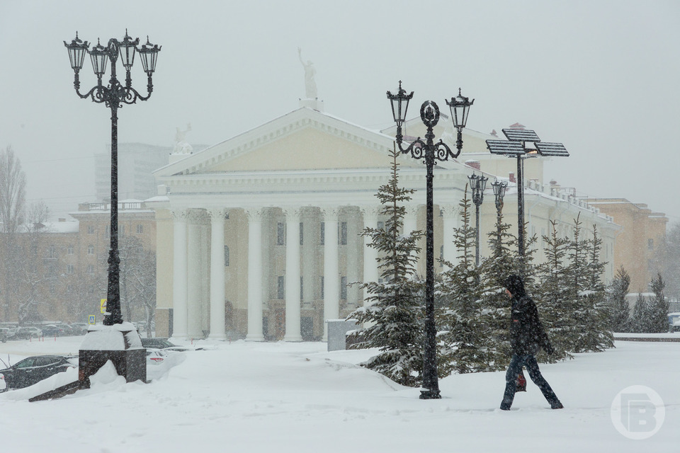 На Волгоград обрушился аномальный снегопад