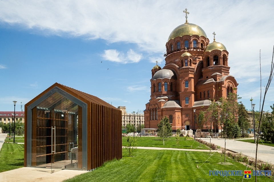 Воссоздание собора Александра Невского