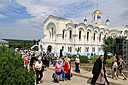 Паломники приехали отовсюду: Усть-Медведицкому монастырю в Волгоградской области исполнилось 370 лет