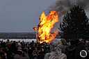 Огромное чучело сожгли в Волгограде