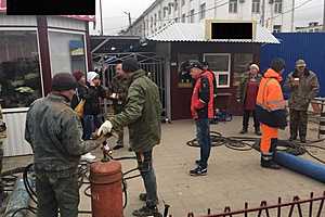 «Альбатрос» пошел под снос: в Советском районе демонтируют нелегальный Петровский рынок