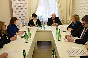 Волгоградские доверенные лица кандидата в президенты Путина встретились с членами избирательного штаба