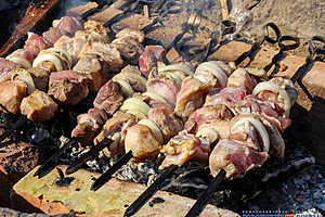 Рецепт шашлыка на майские праздники волгоградцам подсказал Роспотребнадзор