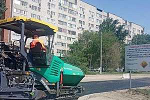 На улице Казахской подрядчики приступили к оформлению тротуаров