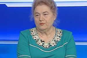 Раиса Скрынникова: «Губернатор поставил на первое место поддержку семьи и детей»
