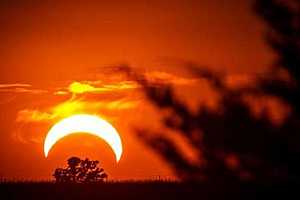 Волгоградцы смогут увидеть сегодня кольцеобразное солнечное затмение