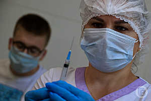 Более 40 тысяч юных волгоградцев уже сделали прививку против гриппа