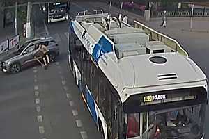 Скриншот видео ГУ МВД России по Волгоградской области